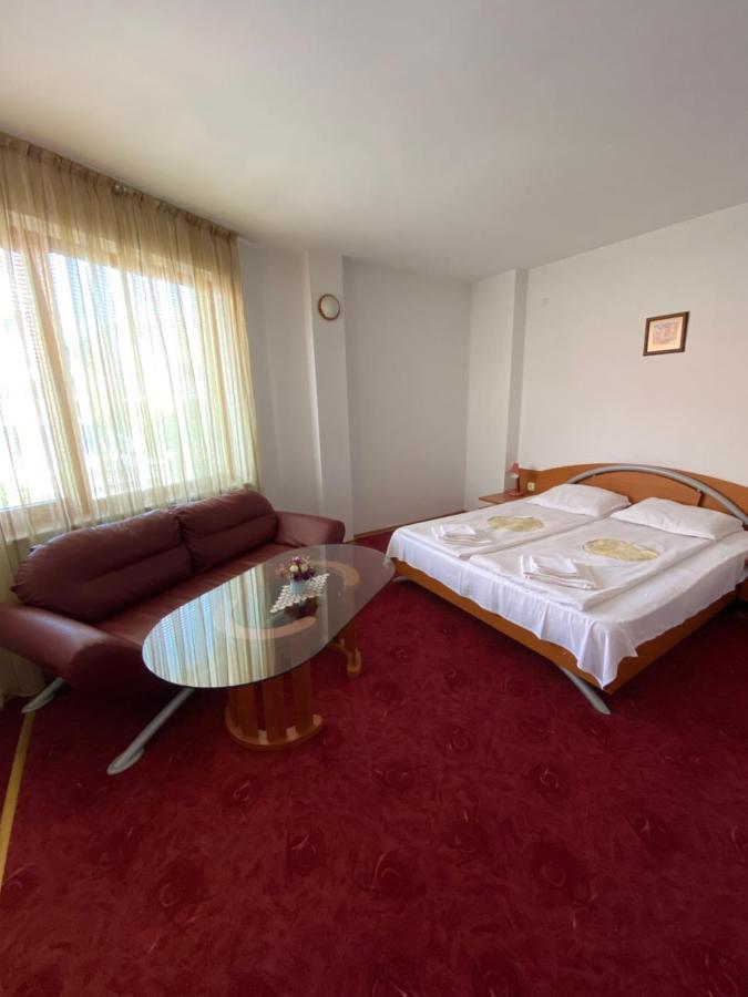 Family Hotel The Golden Fish Sozopol Eksteriør bilde