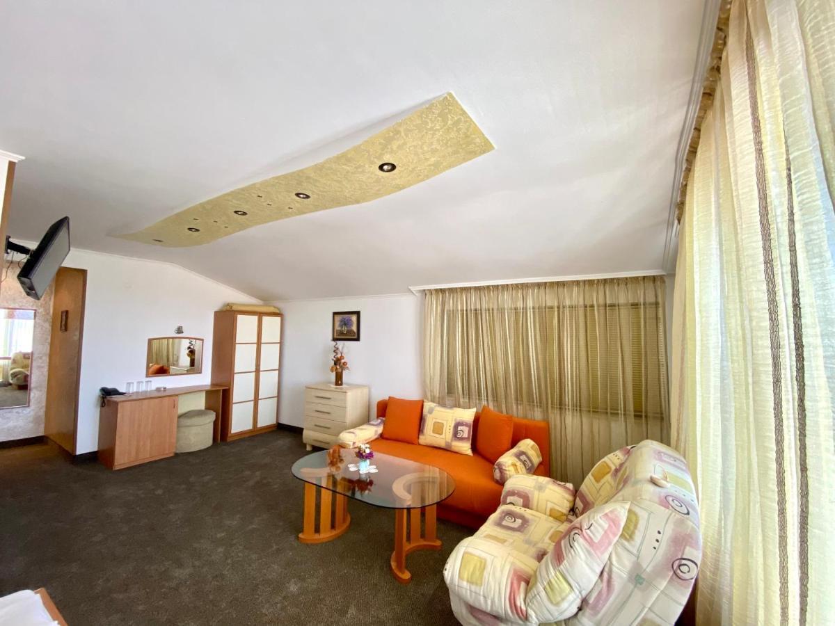 Family Hotel The Golden Fish Sozopol Eksteriør bilde