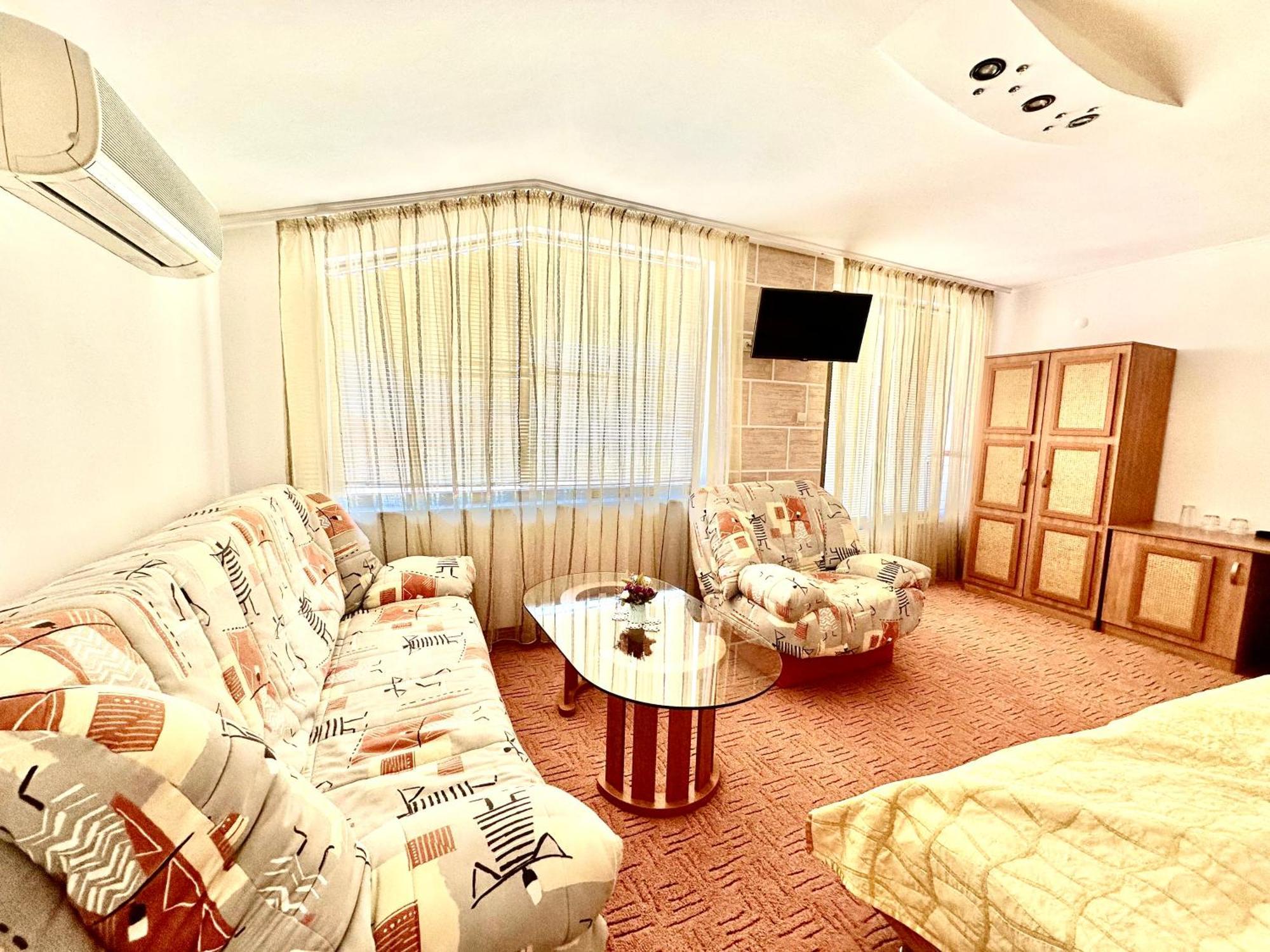 Family Hotel The Golden Fish Sozopol Eksteriør bilde